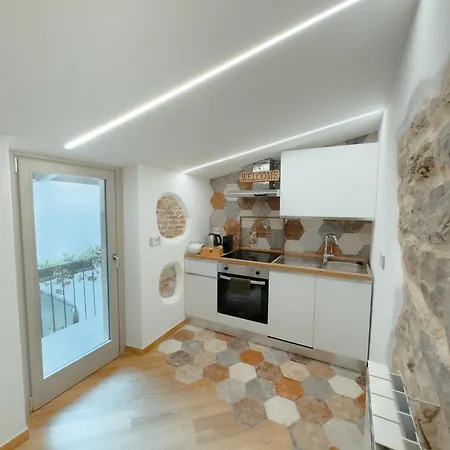 Lovely アパート *